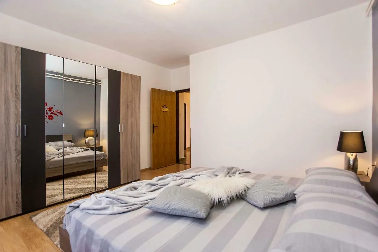 Paola Apartment Pula Chorvatsko